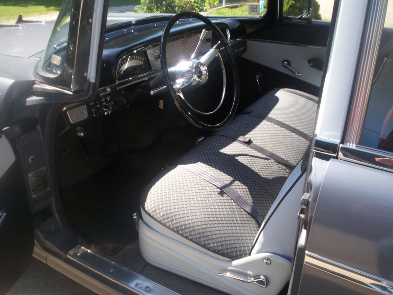 1958 Rambler Six Super front interior